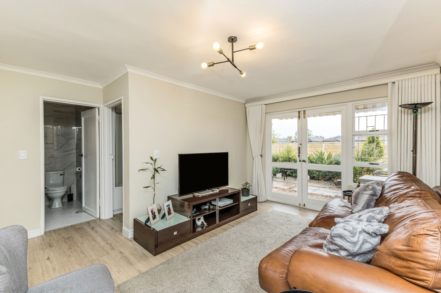 2 Bedroom Property for Sale in Durbanville Western Cape